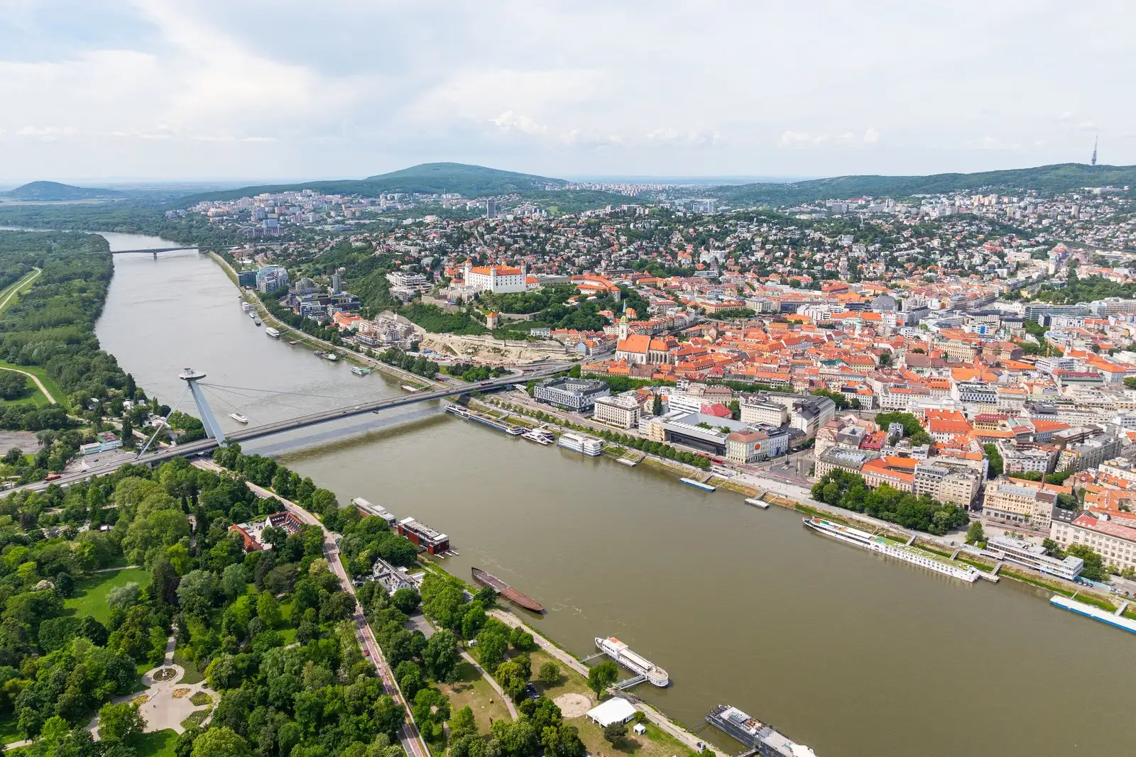 Bratislava — destination of transfer from Prague Airport