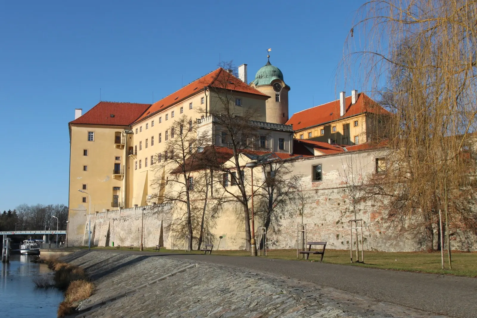 Poděbrady — transfer destination from Prague Airport
